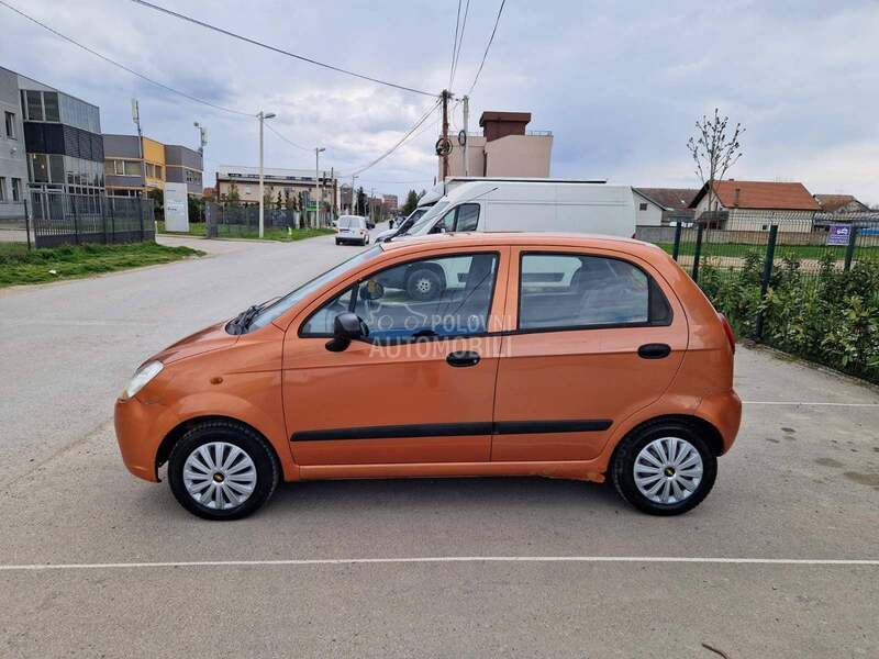 Chevrolet Spark 0.8i
