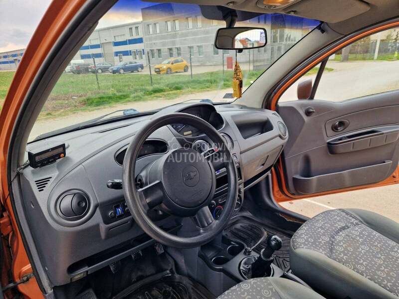 Chevrolet Spark 0.8i