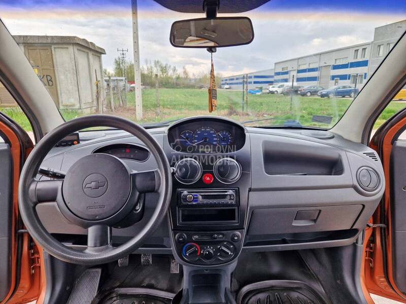 Chevrolet Spark 0.8i