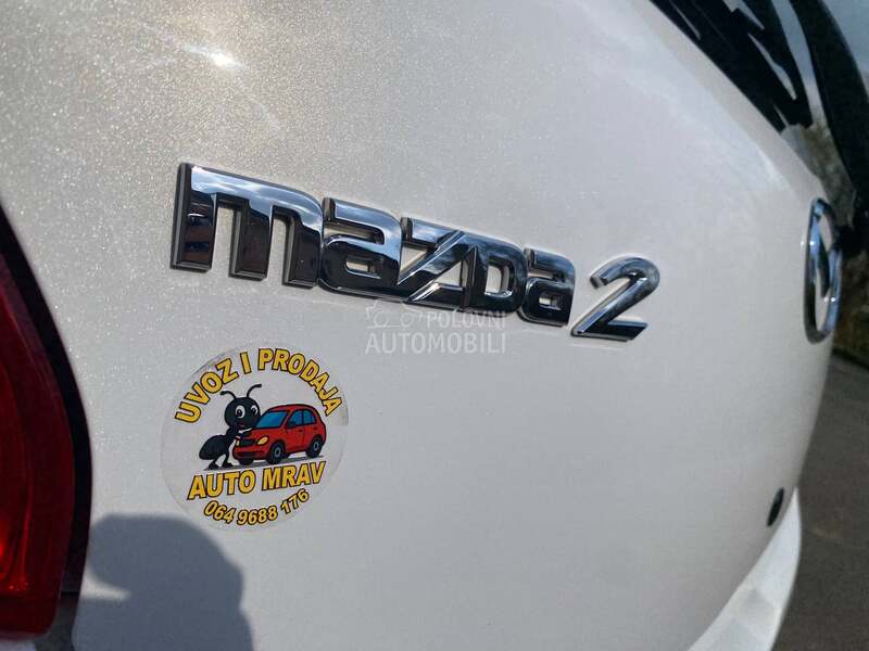 Mazda 2 