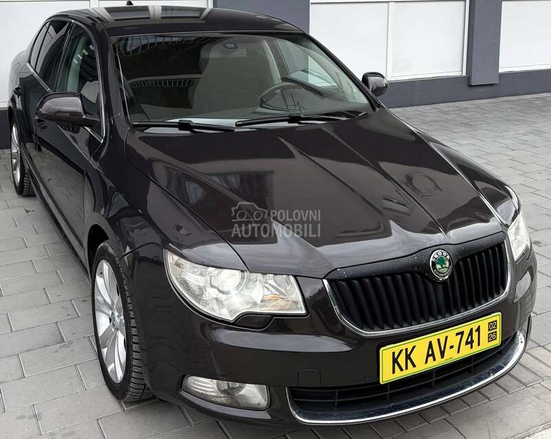Škoda Superb 