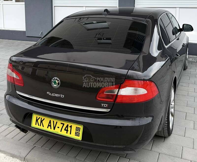 Škoda Superb 