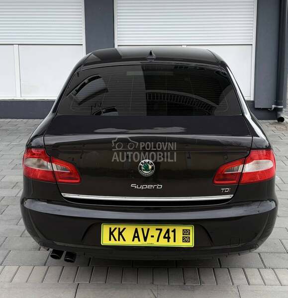 Škoda Superb 