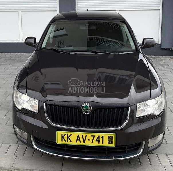 Škoda Superb 