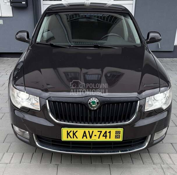 Škoda Superb 