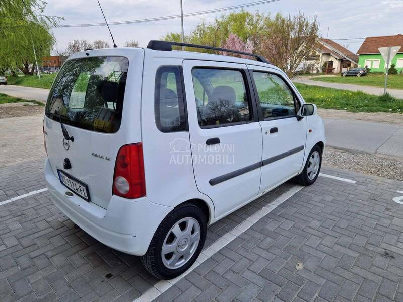 Opel Agila 1.0