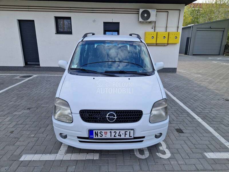 Opel Agila 1.0