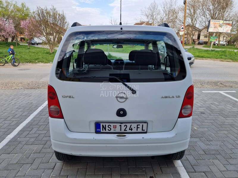 Opel Agila 1.0