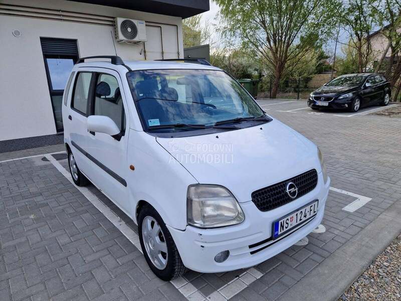 Opel Agila 1.0