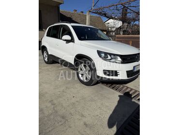 Volkswagen Tiguan 2.0 R-LINE DSG 4MOT