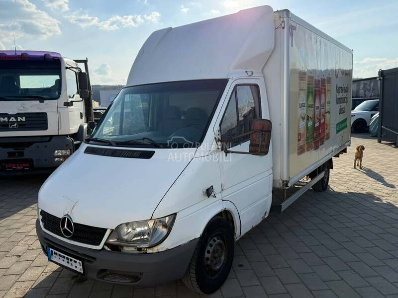 Mercedes Benz Sprinter 
