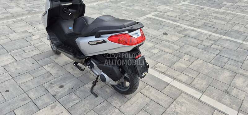 Piaggio x 7 250i