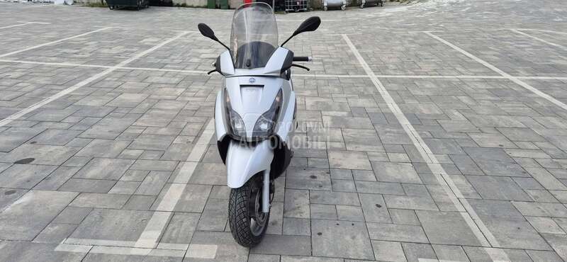 Piaggio x 7 250i