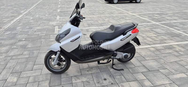 Piaggio x 7 250i