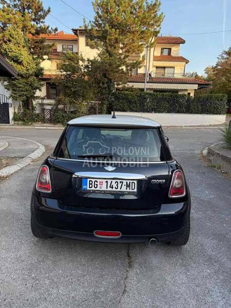 MINI Cooper 