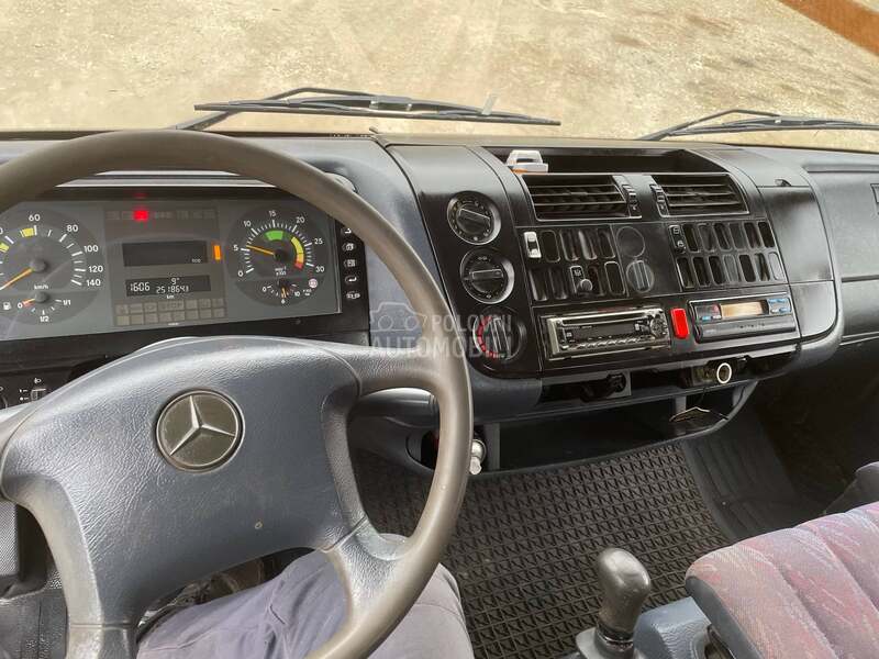 Mercedes Benz Atego 818