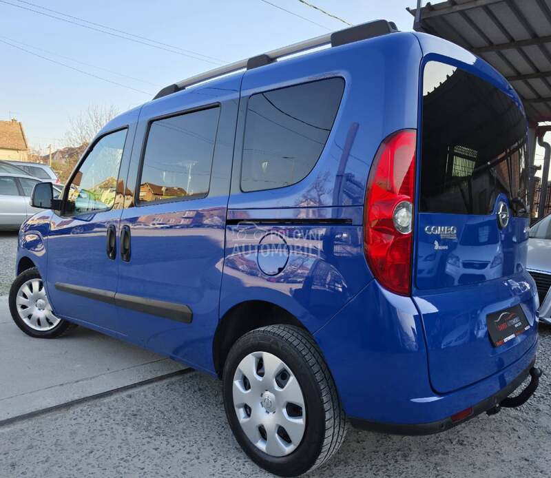 Opel Combo 2.0 CDTI