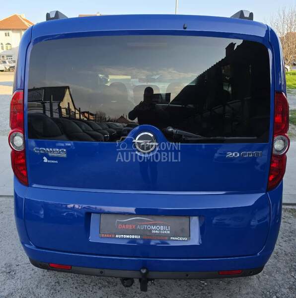 Opel Combo 2.0 CDTI