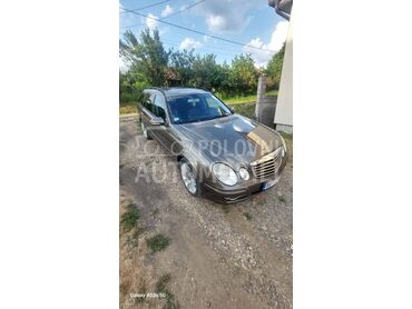 Mercedes Benz E 320 