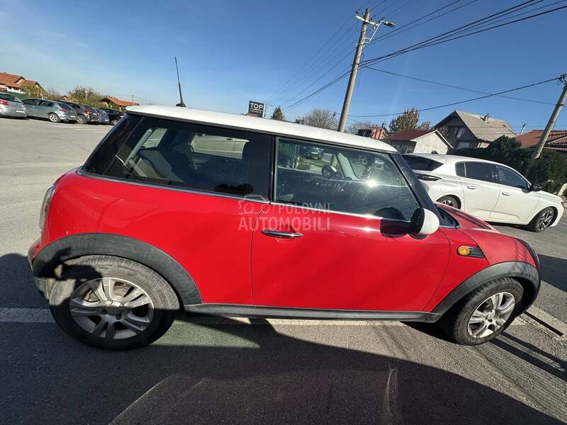 MINI Cooper 