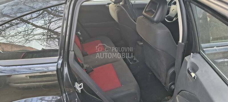 Dodge Caliber 2.0 CRD