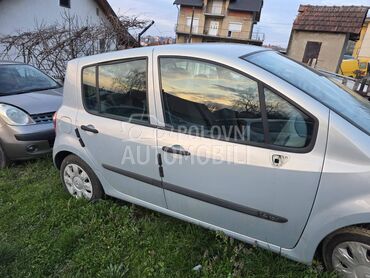 desna vrata za Renault Modus od 2004. do 2010. god.