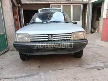 Peugeot 205 1.0