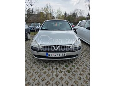 Opel Corsa C auto