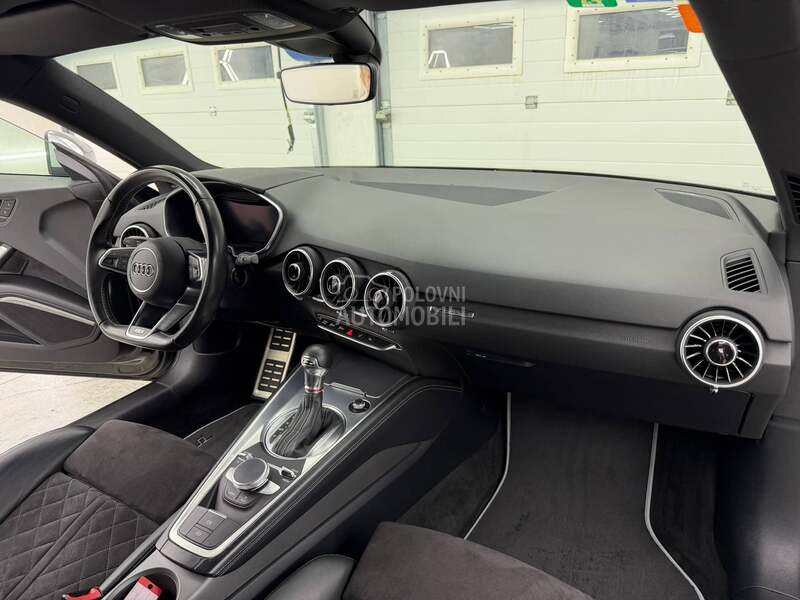 Audi TTS S-Tronic Quattro