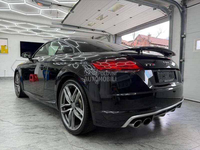 Audi TTS S-Tronic Quattro