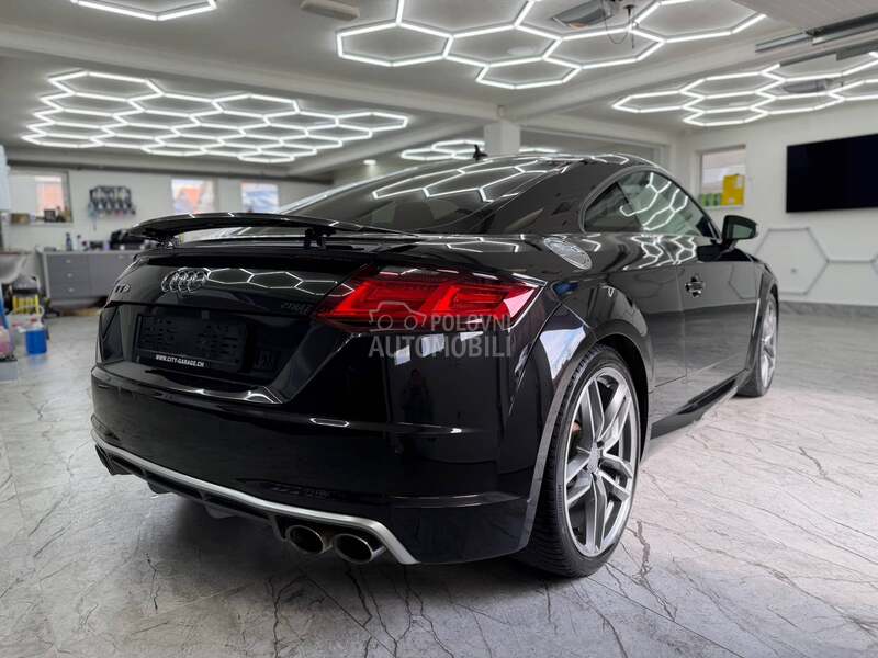 Audi TTS S-Tronic Quattro