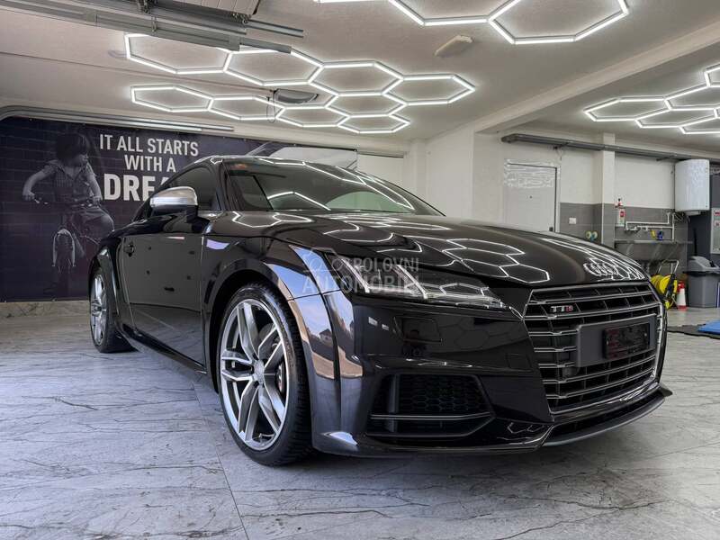 Audi TTS S-Tronic Quattro
