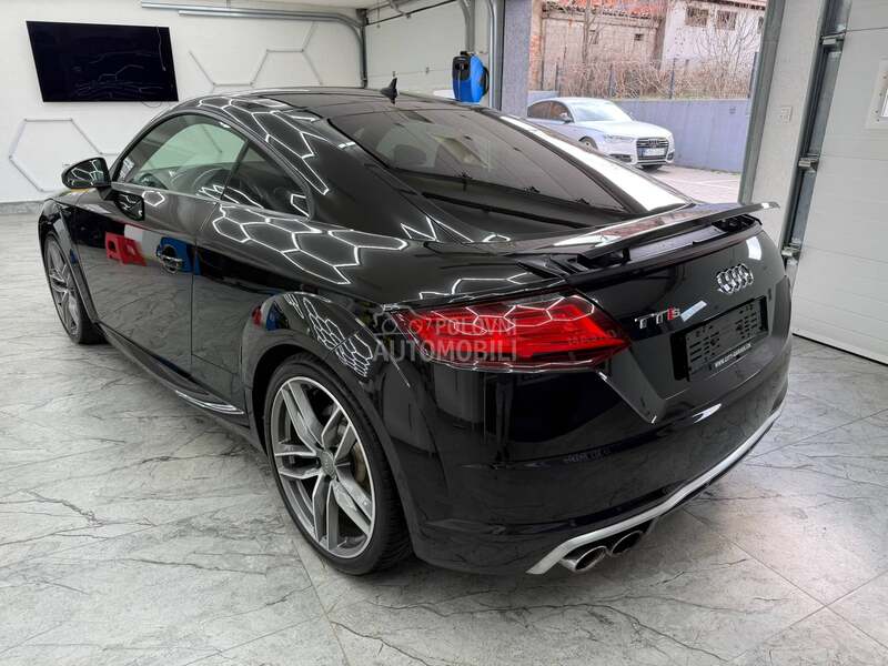 Audi TTS S-Tronic Quattro