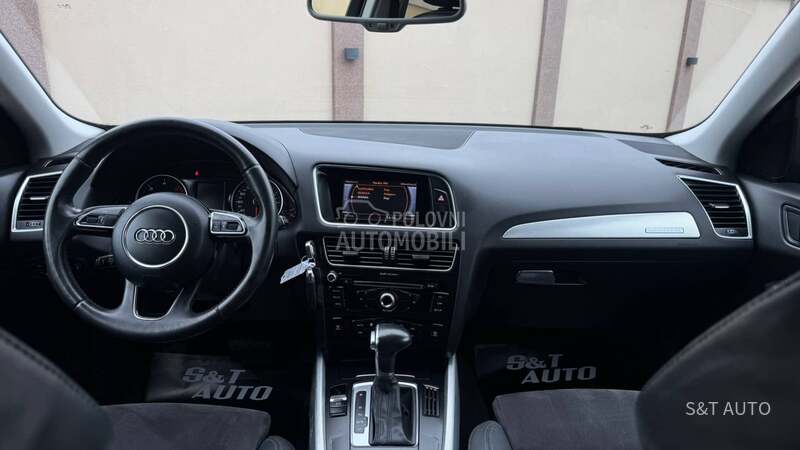 Audi Q5 2.0 TDI/ S-LINE/ NOV