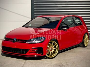 Volkswagen Golf 7 7.5 GTI AKRAPOVIC CH