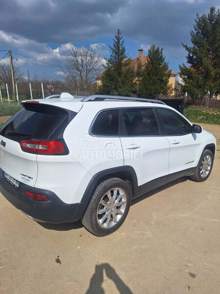 Jeep Cherokee 