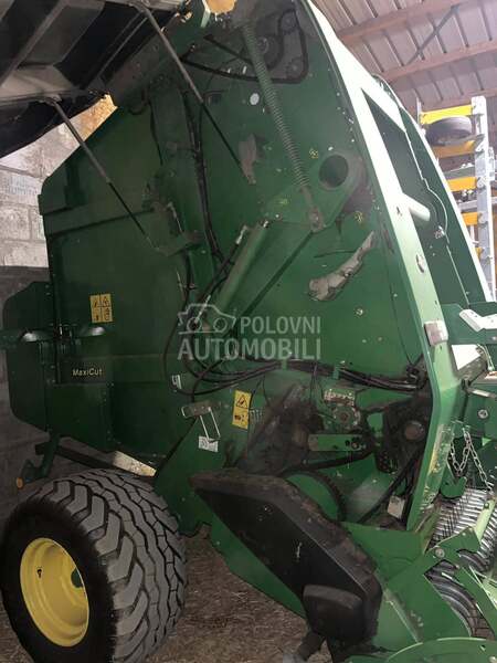 John Deere 684 Maxi Cut