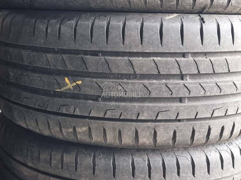 Continental 215/50 R17 Letnja