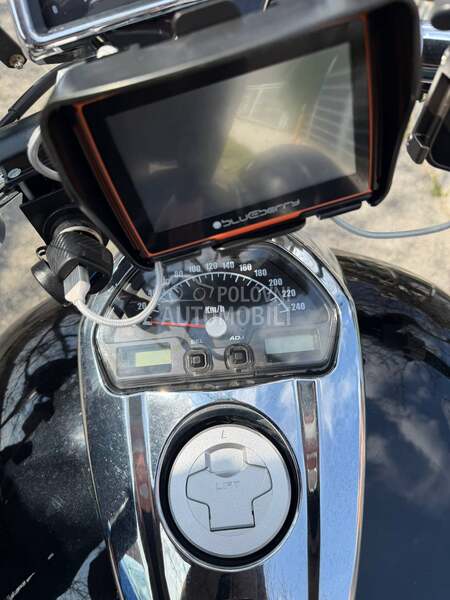 Suzuki Intruder VZR1800K7