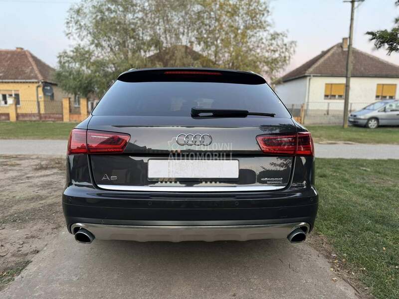 Audi A6 Allroad Alcantara