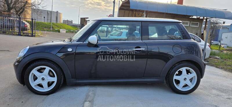 MINI Cooper 1.6