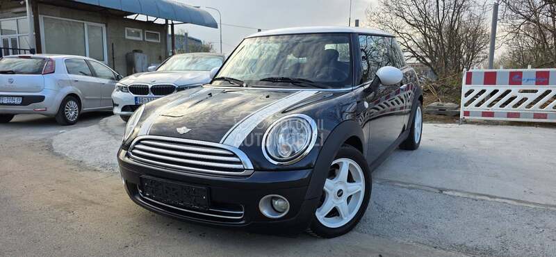 MINI Cooper 1.6