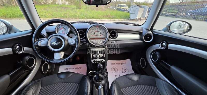 MINI Cooper 1.6
