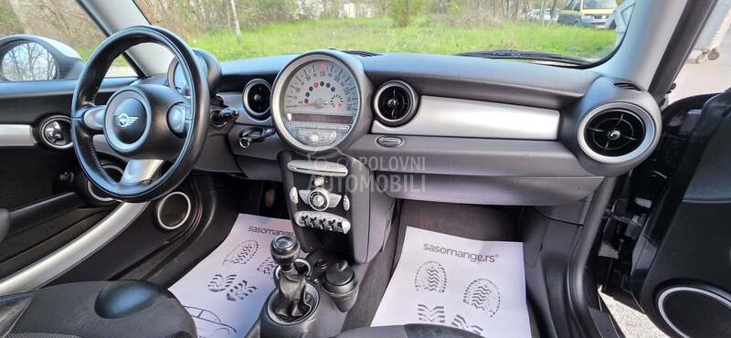 MINI Cooper 1.6