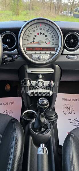 MINI Cooper 1.6