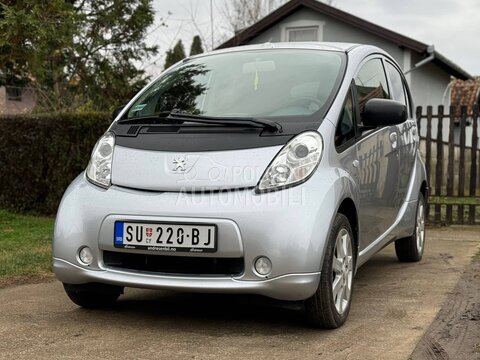 Peugeot iOn Electric