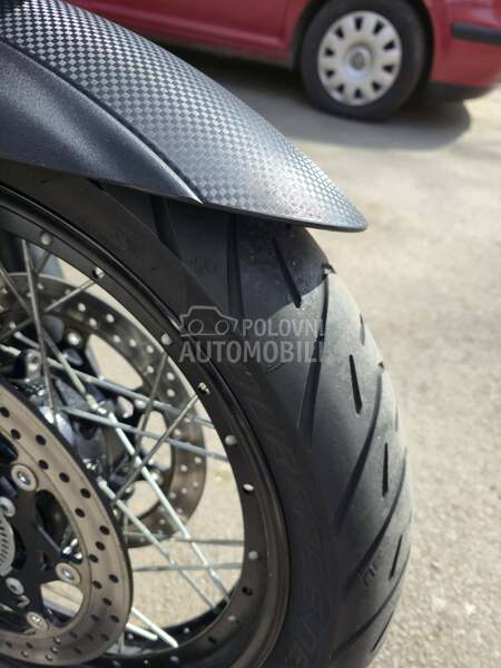 Suzuki V Strom 650 XT