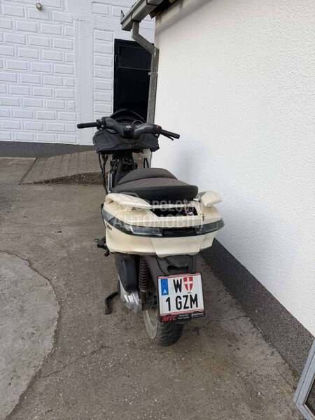 Piaggio x10 350 delovi