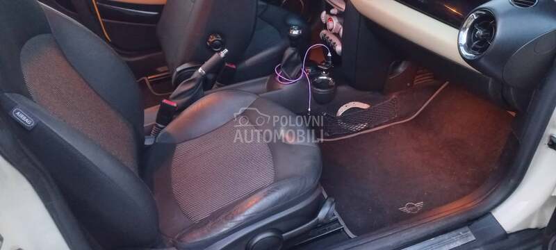 MINI Cooper 1.6HDI