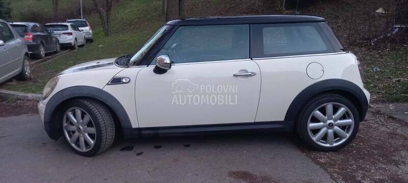 MINI Cooper 1.6HDI